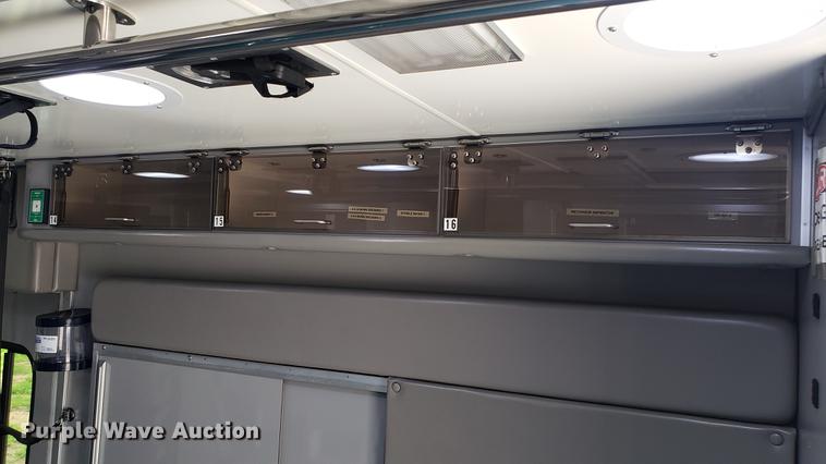 image for item EN9943 2009 International DuraStar 4300 ambulance