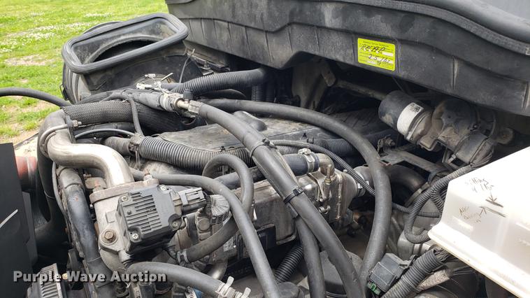 image for item EN9943 2009 International DuraStar 4300 ambulance