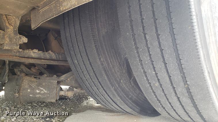 image for item EN9943 2009 International DuraStar 4300 ambulance