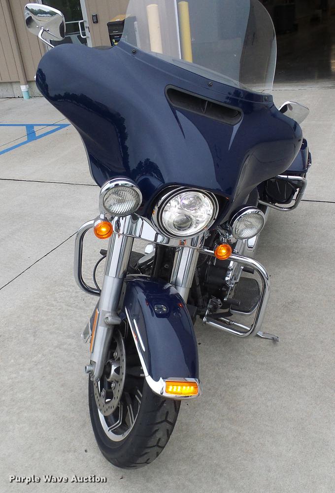 image for item EP9846 2014 Harley Davidson FLHTP Electra Glide motorcycle
