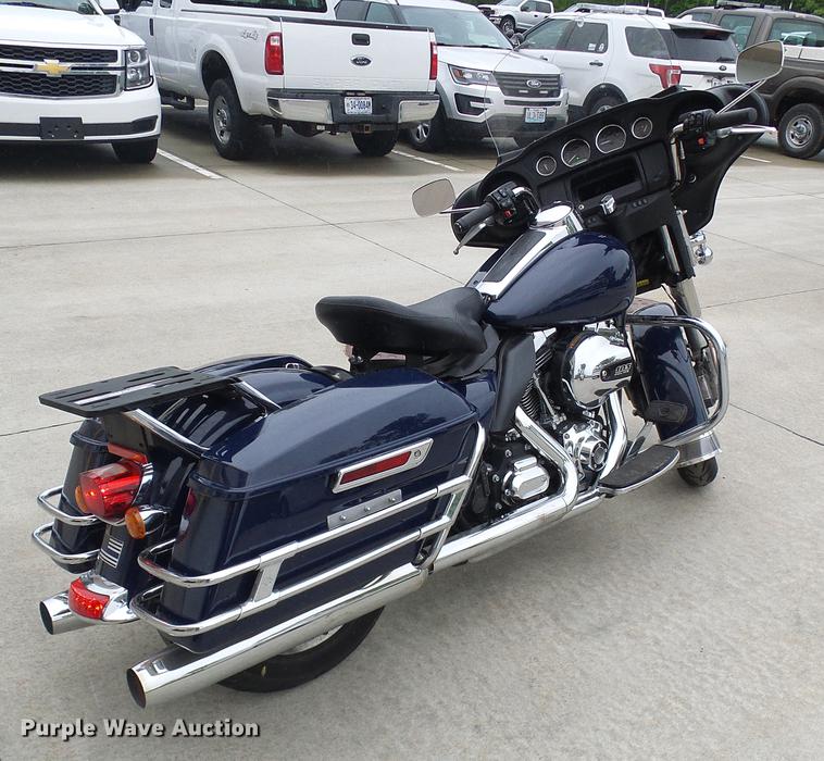image for item EP9846 2014 Harley Davidson FLHTP Electra Glide motorcycle