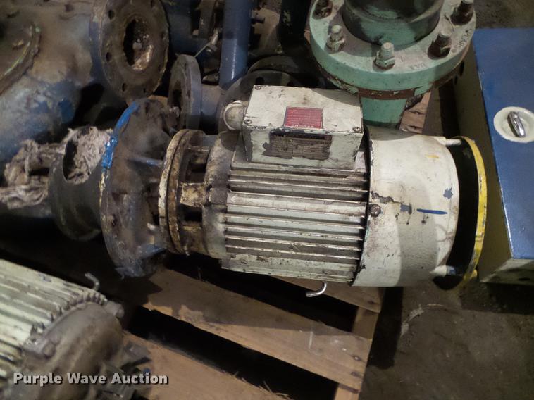 image for item EQ9088 Pump station