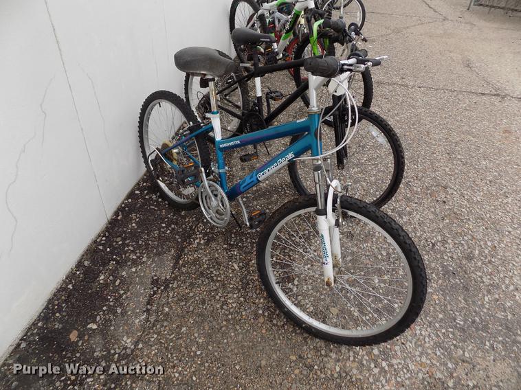 image for item FG9335 Approximately 24 bicycles