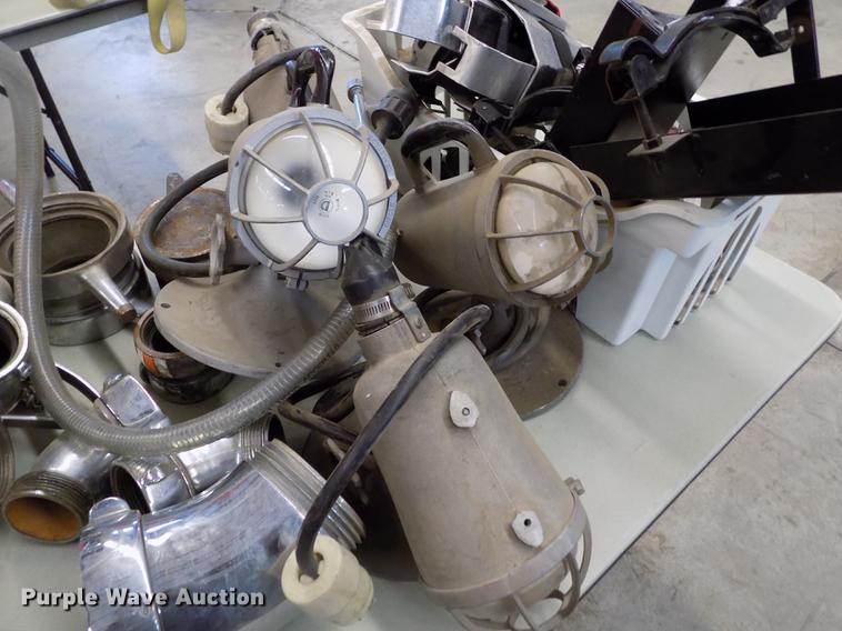 image for item FG9338 Fire truck accessories