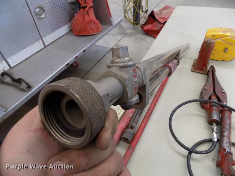 image for item FG9339 Fire fighting tools