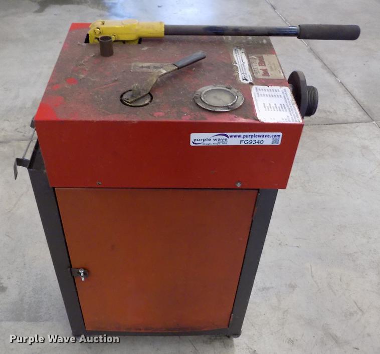 image for item FG9340 Red Head Brute I fire hose expander