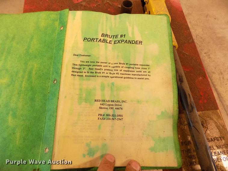 image for item FG9340 Red Head Brute I fire hose expander