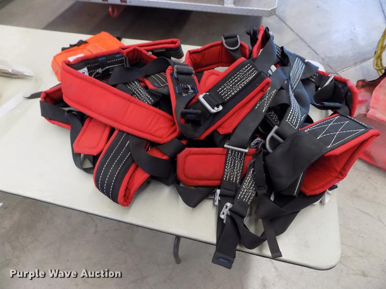 image for item FG9344 Climbing harness