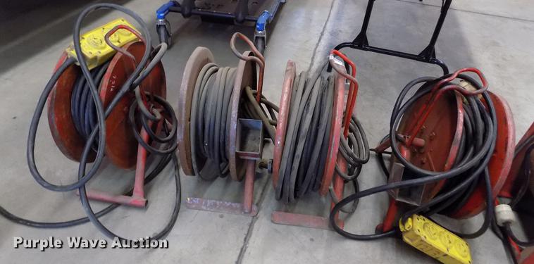 image for item FG9346 (4) cord reels