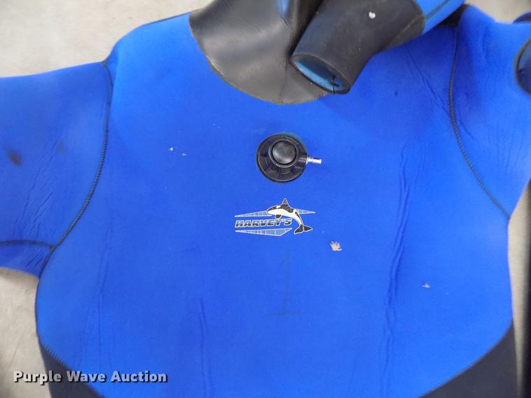 image for item FG9348 (5) Harvey's wet suits
