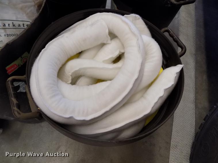 image for item FG9350 Hazmat equipment