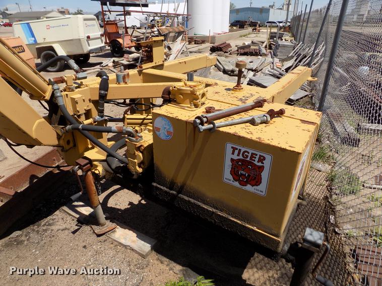 image for item FG9358 Tiger boom flail mower