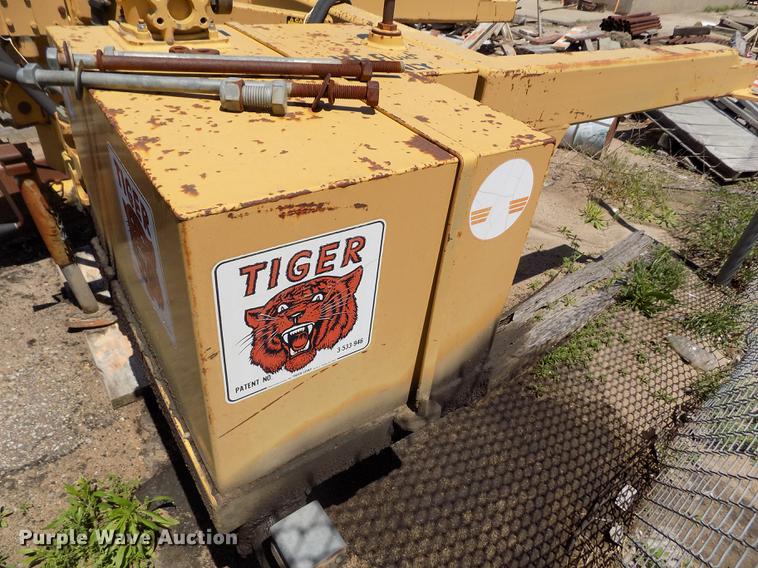 image for item FG9358 Tiger boom flail mower