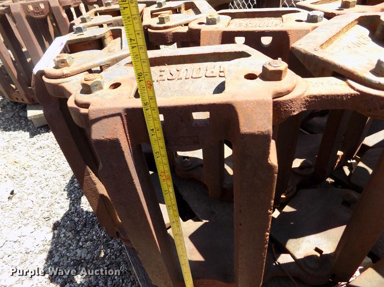 image for item FG9359 Grouser over tire skid steer tracks