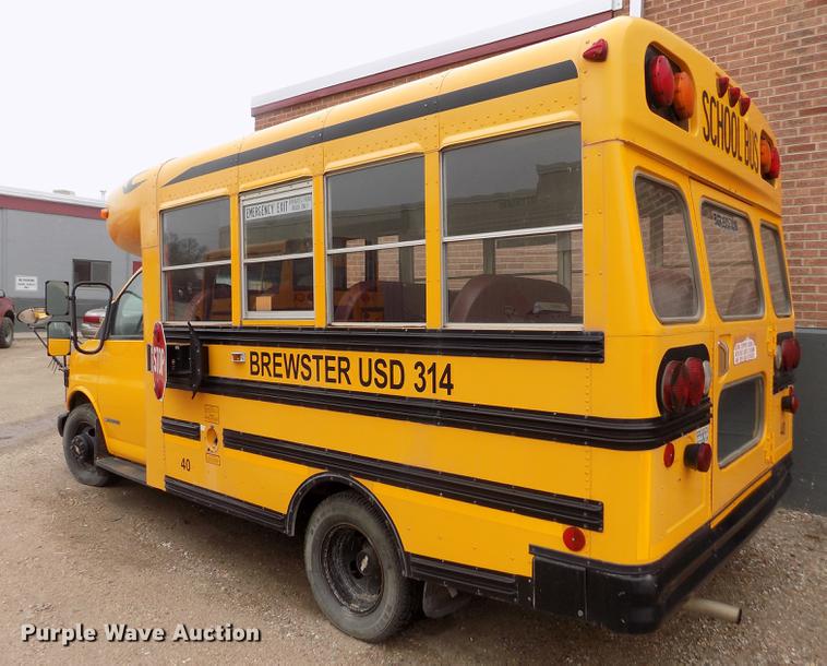 image for item FG9389 1999 Chevrolet Express 3500 school bus