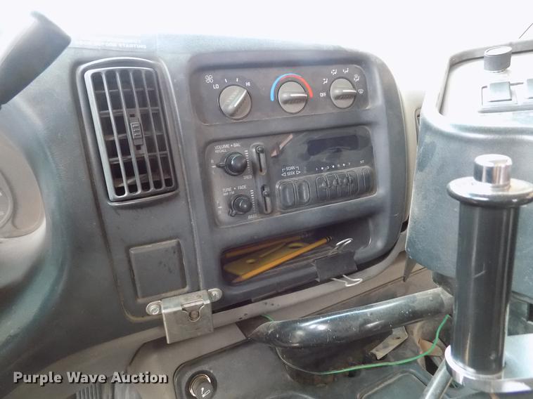 image for item FG9389 1999 Chevrolet Express 3500 school bus