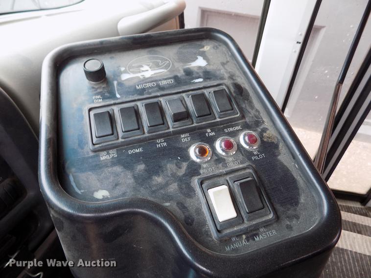 image for item FG9389 1999 Chevrolet Express 3500 school bus