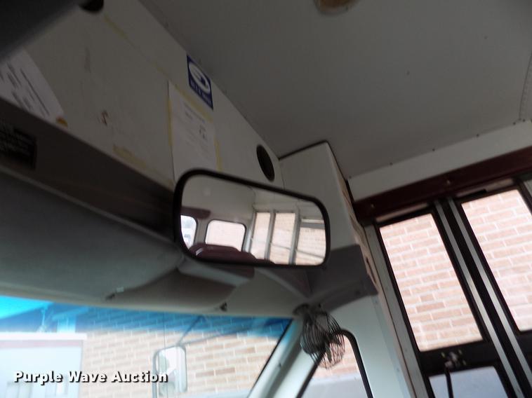 image for item FG9389 1999 Chevrolet Express 3500 school bus