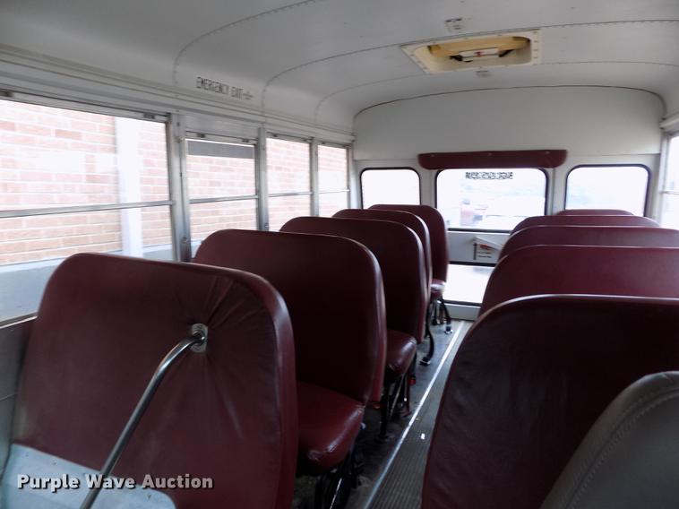 image for item FG9389 1999 Chevrolet Express 3500 school bus