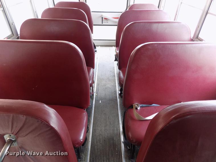 image for item FG9389 1999 Chevrolet Express 3500 school bus