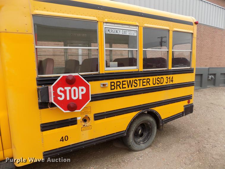 image for item FG9389 1999 Chevrolet Express 3500 school bus