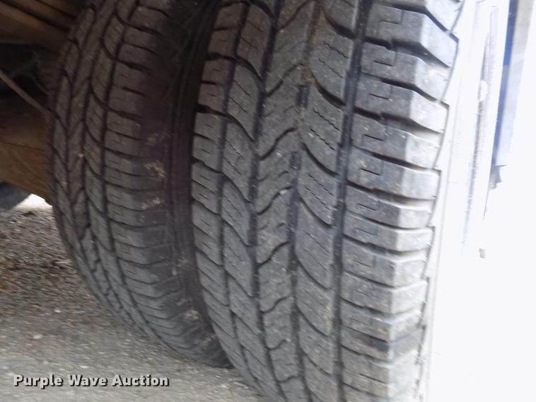 image for item FG9389 1999 Chevrolet Express 3500 school bus