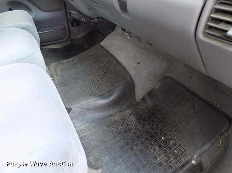 image for item FG9404 1995 Ford F150 XLT pickup truck