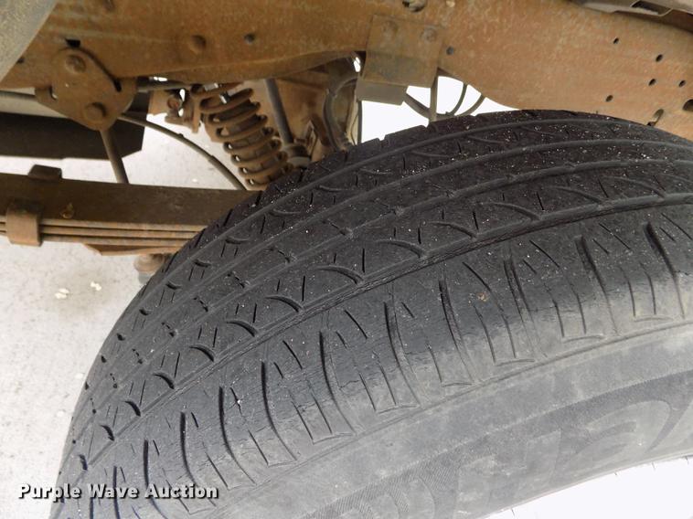 image for item FG9404 1995 Ford F150 XLT pickup truck