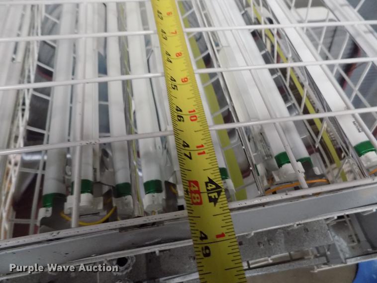 image for item FG9406 Approximately 41 fluorescent light fixtures