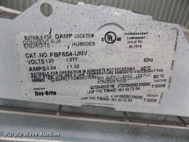 image for item FG9406 Approximately 41 fluorescent light fixtures