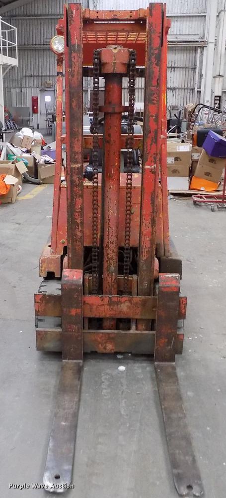 image for item FG9407 1965 Clark CF40B forklift
