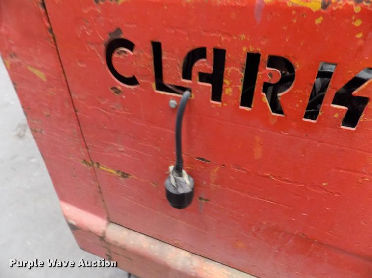 image for item FG9407 1965 Clark CF40B forklift