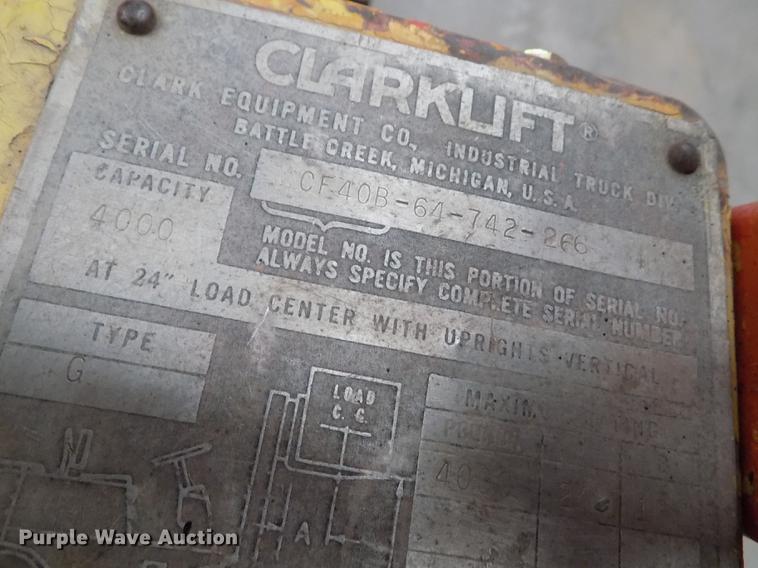 image for item FG9407 1965 Clark CF40B forklift