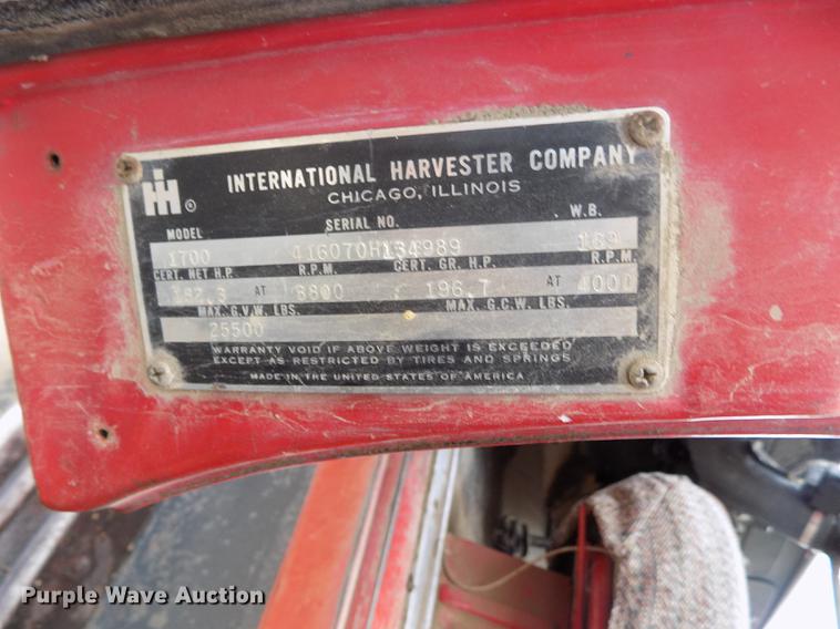 image for item FG9408 1971 International Loadstar 1700 dump truck