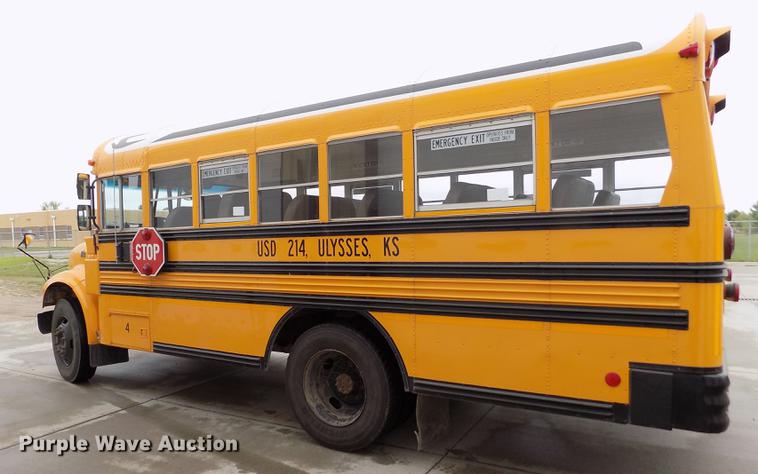 image for item FG9409 1997 International 3800 school bus