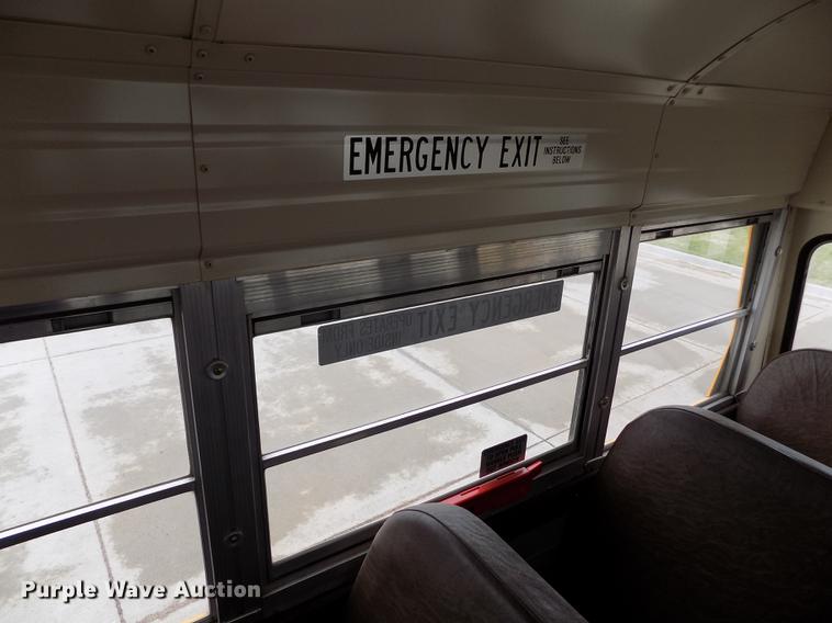 image for item FG9409 1997 International 3800 school bus