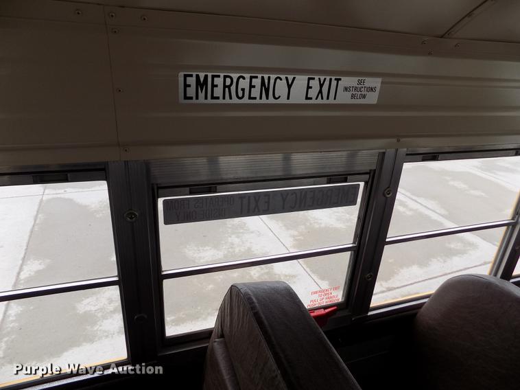 image for item FG9409 1997 International 3800 school bus