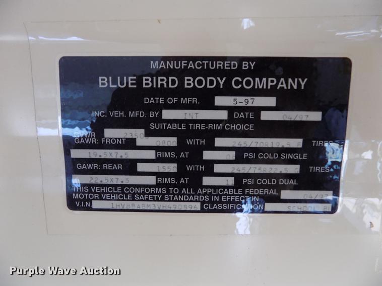 image for item FG9409 1997 International 3800 school bus