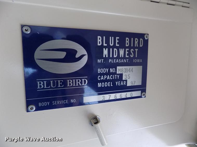 image for item FG9409 1997 International 3800 school bus