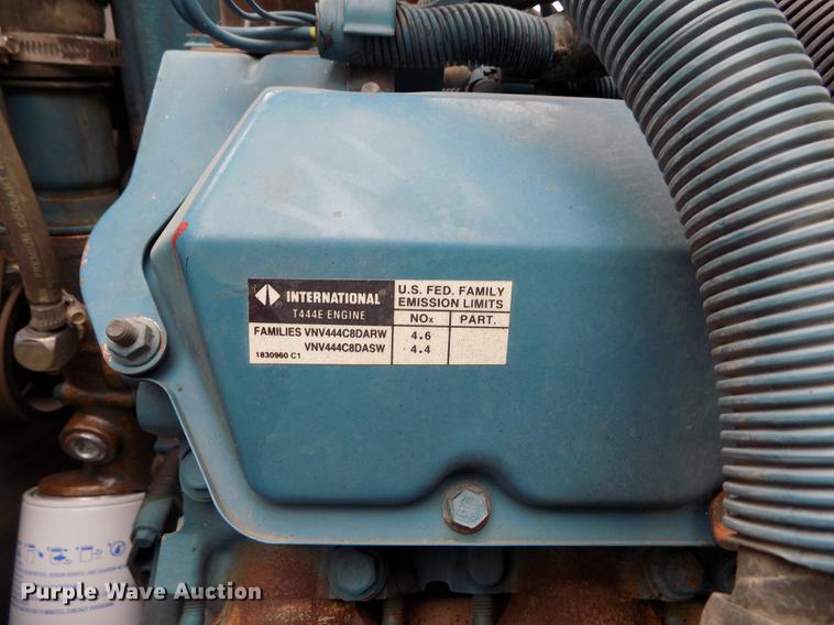 image for item FG9409 1997 International 3800 school bus