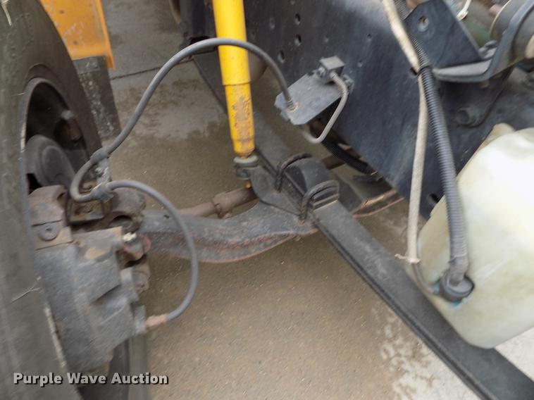 image for item FG9409 1997 International 3800 school bus