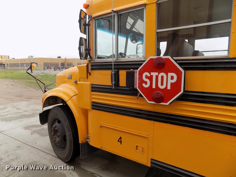 image for item FG9409 1997 International 3800 school bus