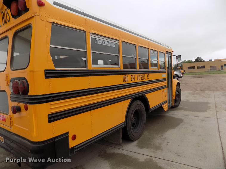 image for item FG9409 1997 International 3800 school bus