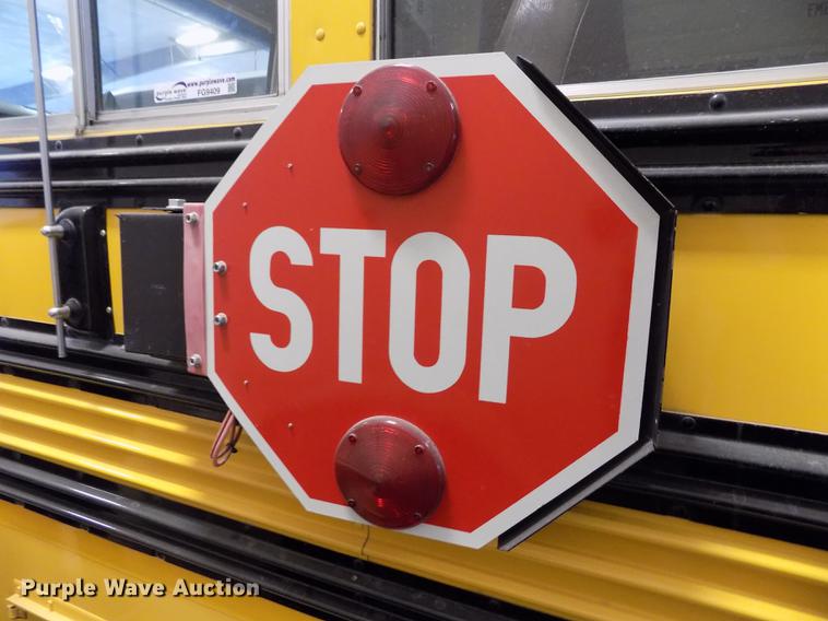 image for item FG9409 1997 International 3800 school bus