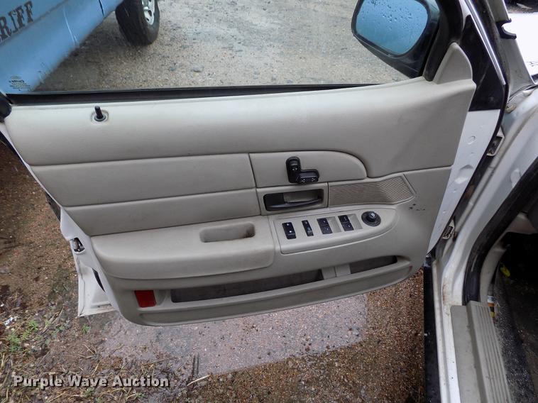 image for item FG9410 2011 Ford Crown Victoria Police Interceptor