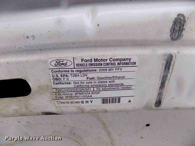 image for item FG9410 2011 Ford Crown Victoria Police Interceptor