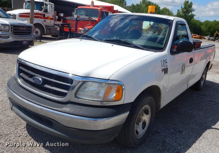 image for item FH9398 1999 Ford F150 XL pickup truck