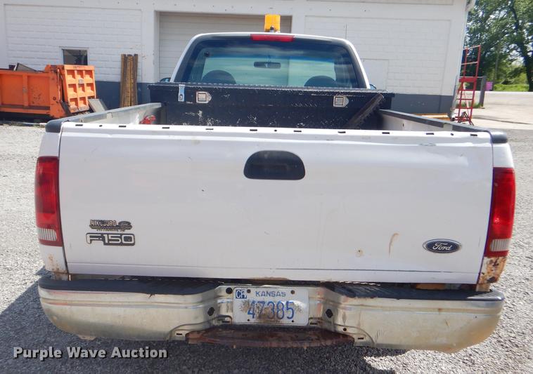 image for item FH9398 1999 Ford F150 XL pickup truck