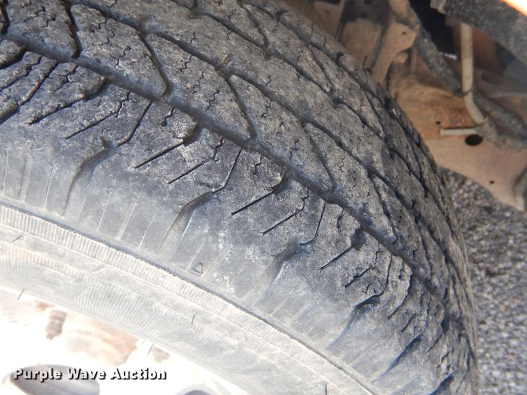 image for item FH9398 1999 Ford F150 XL pickup truck