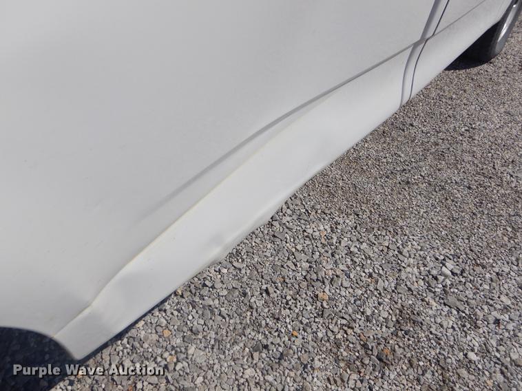 image for item FH9398 1999 Ford F150 XL pickup truck